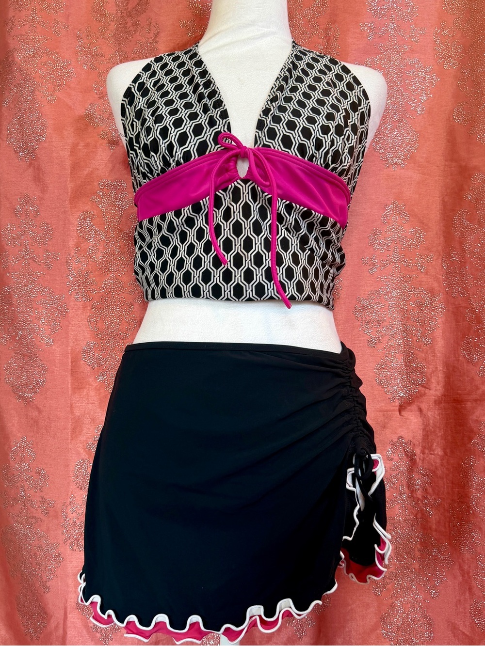 Y2K Profile by Gottex Women’s Black Swim Skirt with Pink Ruffle Trim - Size 12